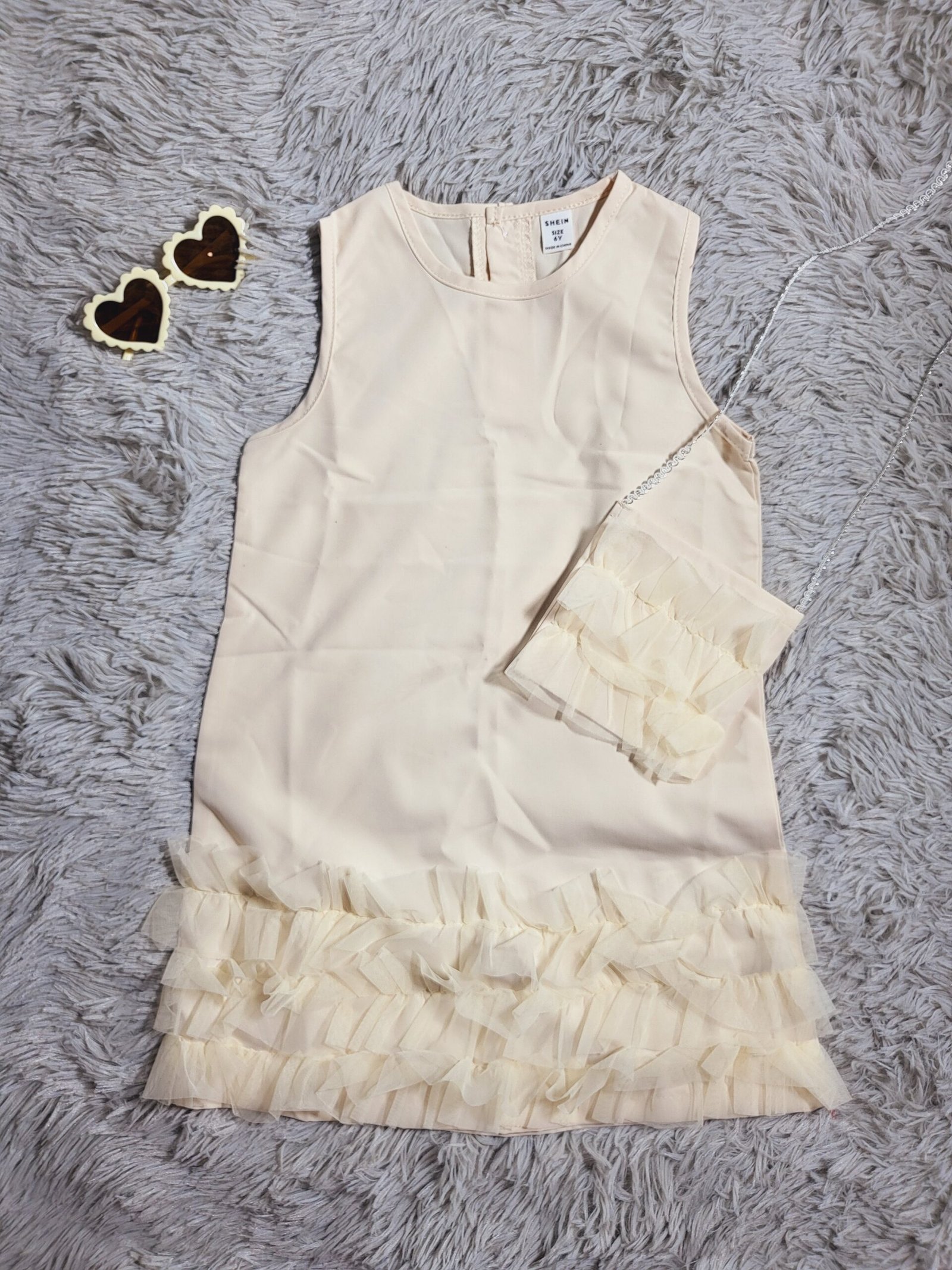 VESTIDO PARA NIÑA COLOR CREMA CON DETALLES DE ENCAJE – ESTILO ELEGANTE Y DELICADO #6